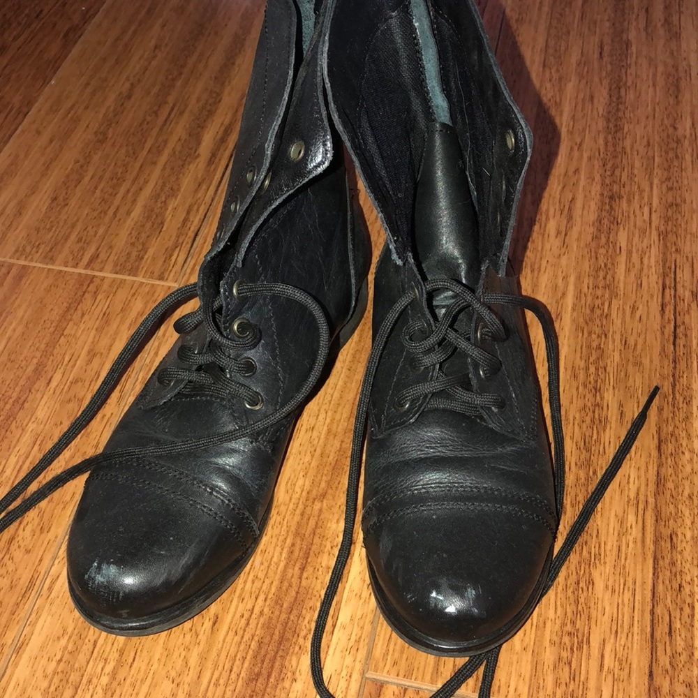 Steve Madden combat boots